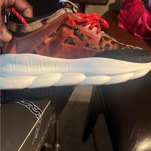 Stylish Men's Sneaker with Red and Black Accents